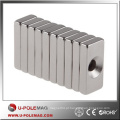 Bloco barato Magnet NdFeB / Compra neodímio ímã Cube N45 / F50X20X20mm Buraco: 10mm Axial Cube ímã de neodímio China